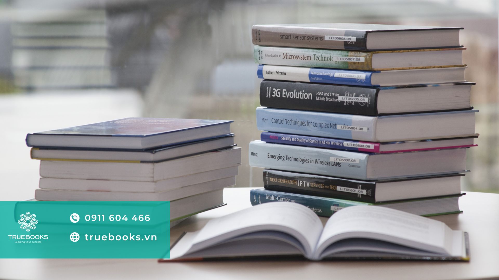 Nên lựa chọn sách tư duy lãnh đạo của tác giả có nhiều kinh nghiệm