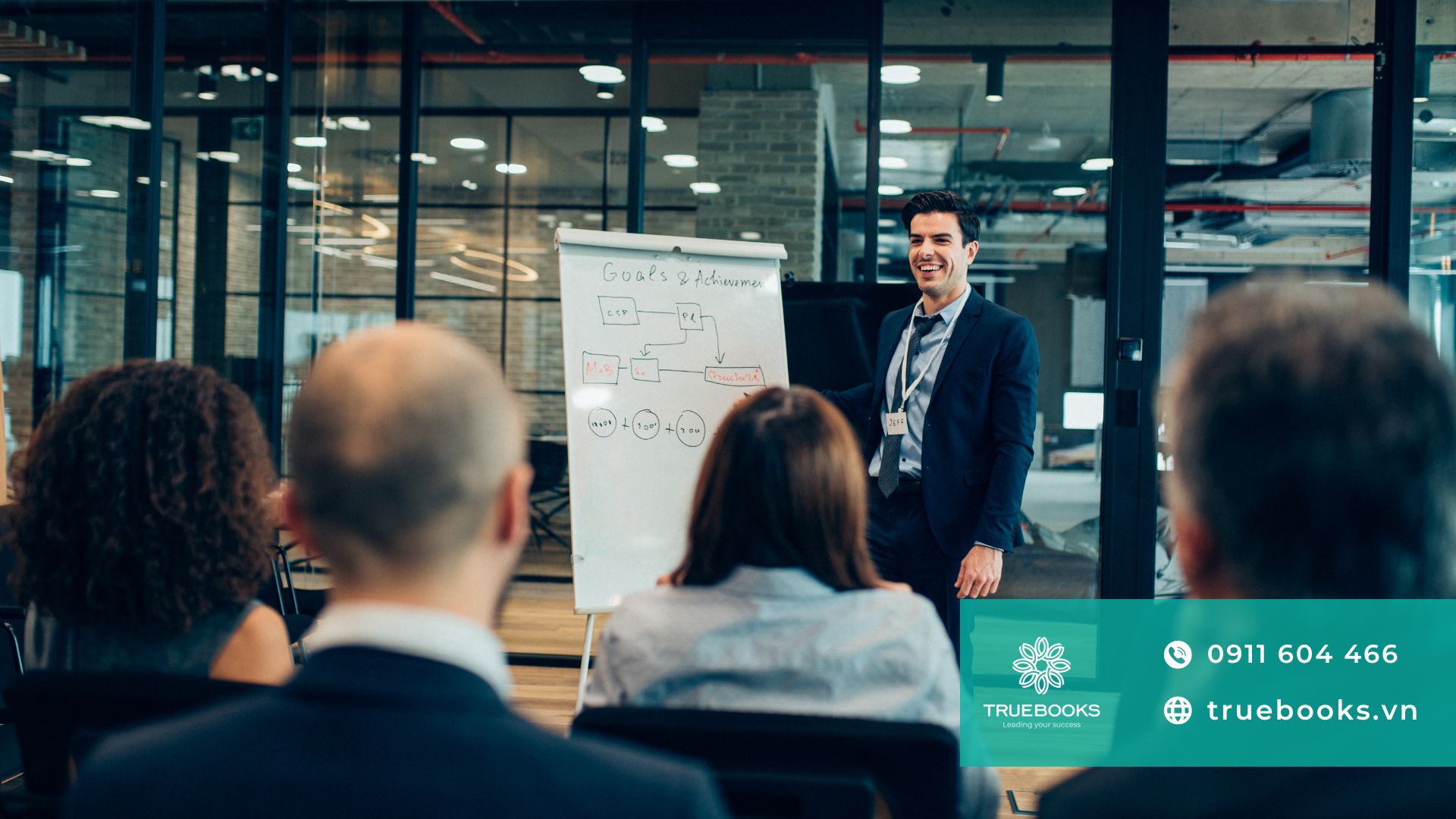 Sách về lãnh đạo quản lý giúp bạn lãnh đạo thành công